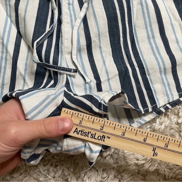 Divided From H&M Shorts Women’s 4 Tie Waist Striped Casual - Picture 12 of 14
